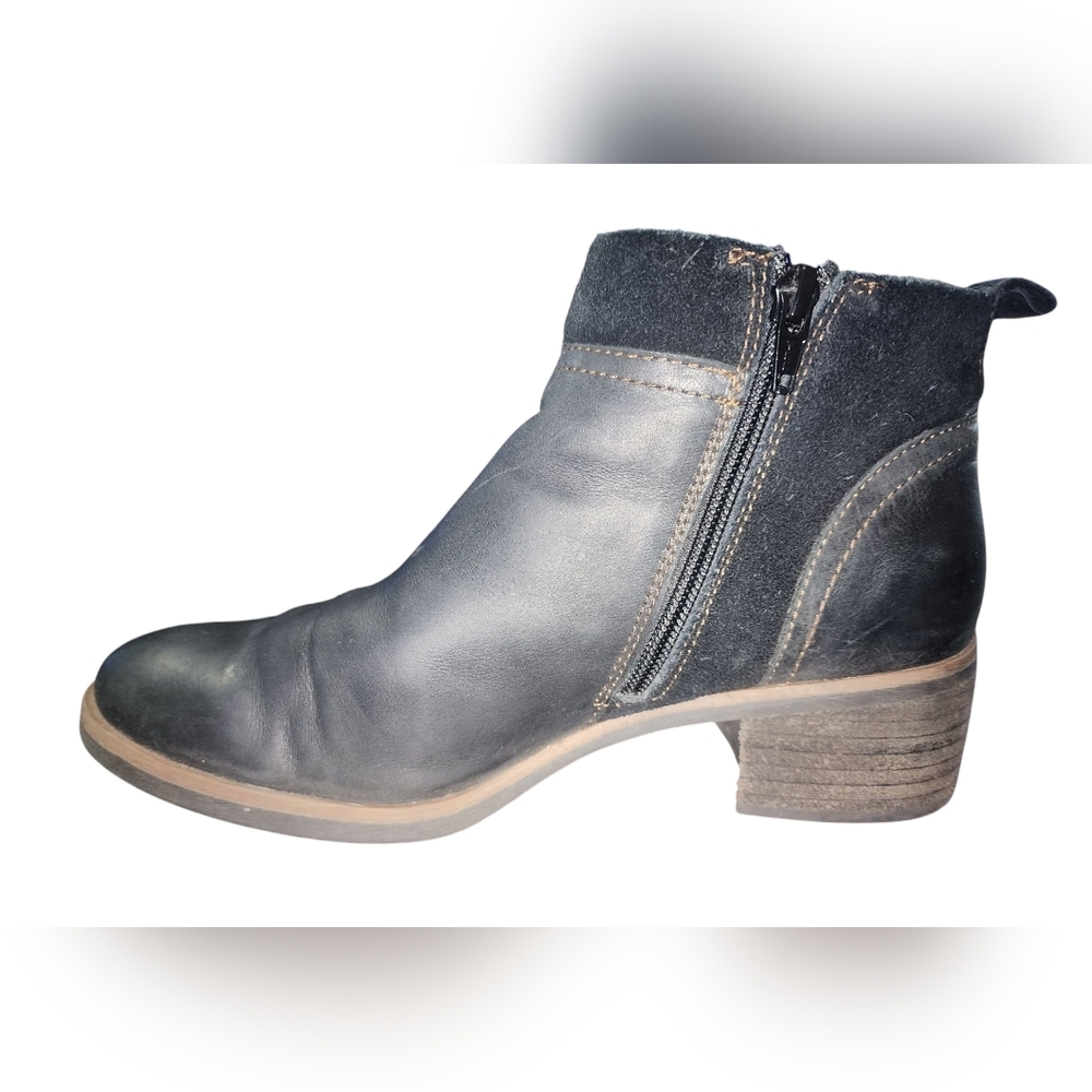 Kork-Ease Leather & Suede Ankle Boots, Women's 6.5​ - Picture 7 of 9